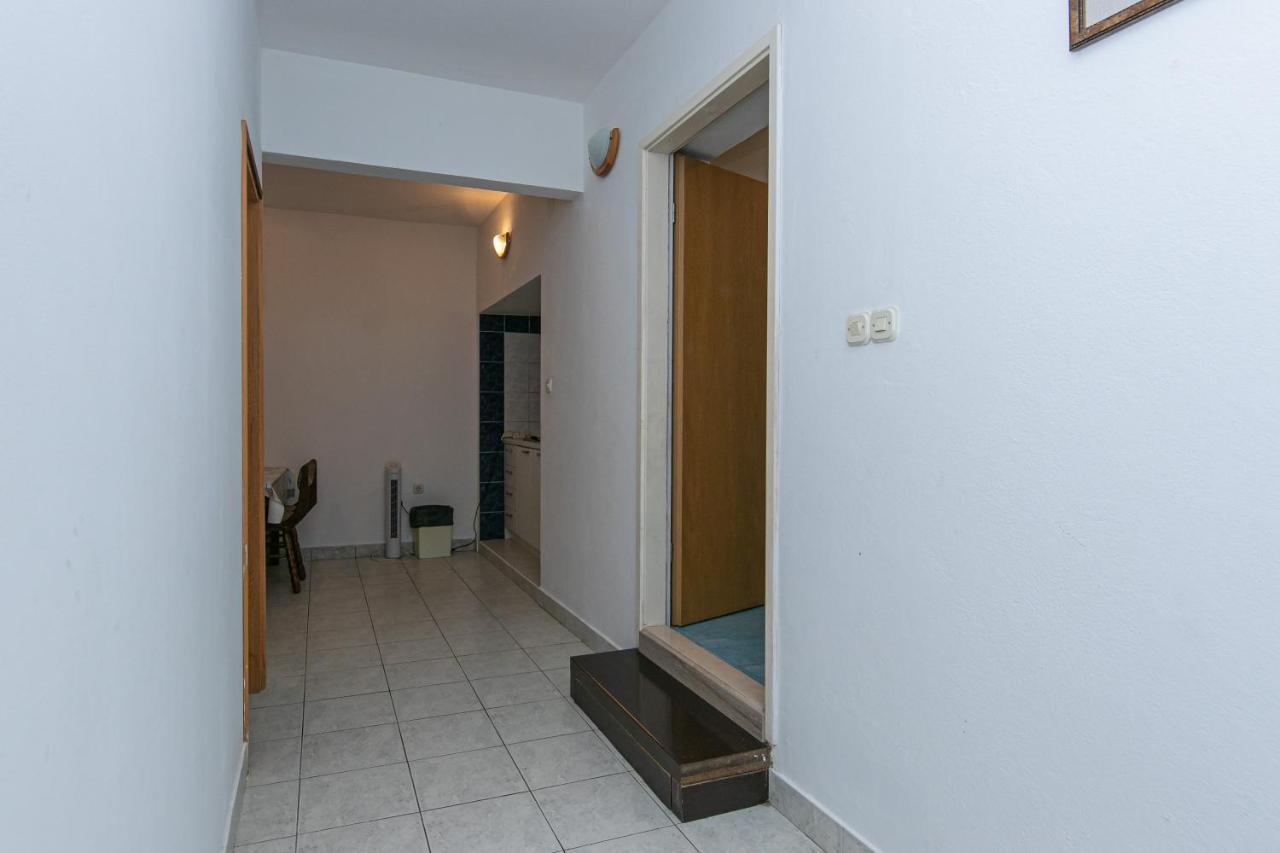 Apartments With A Parking Space Gradac, Makarska - 14708 Eksteriør billede